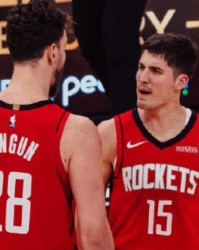 华体会体育-55分+40分+46分！NBA历史首人！本赛季的MVP，悬念不大了